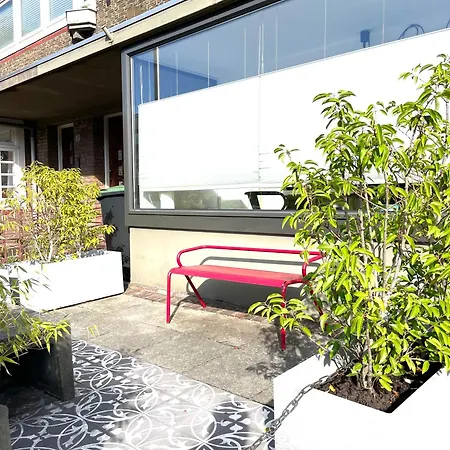 Apartment Close To Campus *